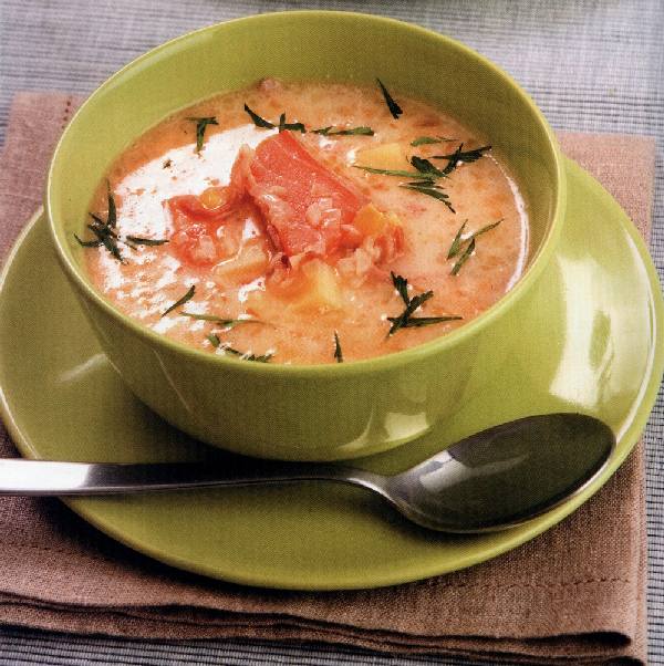 Суп томатный рыбный с лососем